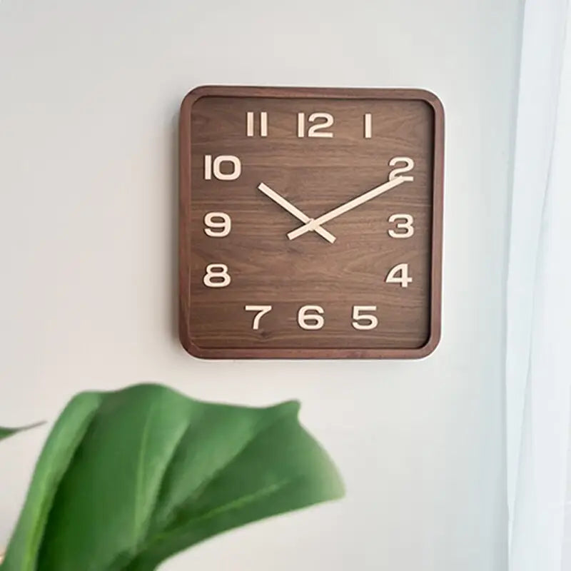 Horloge Murale Carrée en Bois