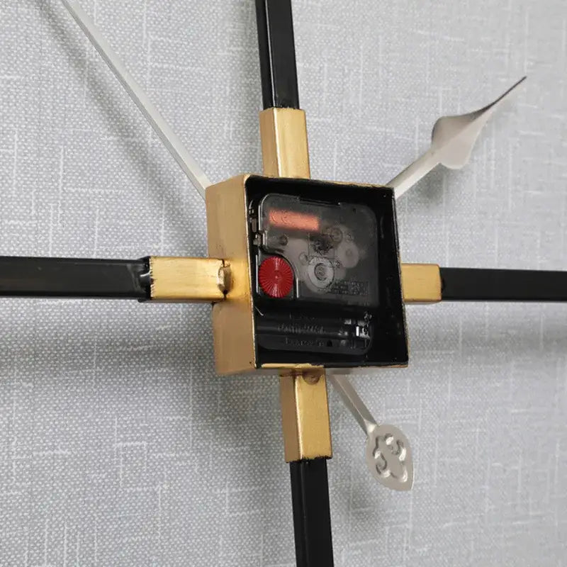 Horloge Murale Carrée Design Minimaliste