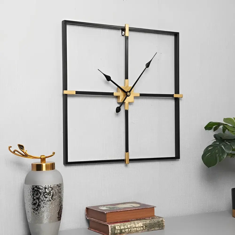 Horloge Murale Carrée Design Minimaliste