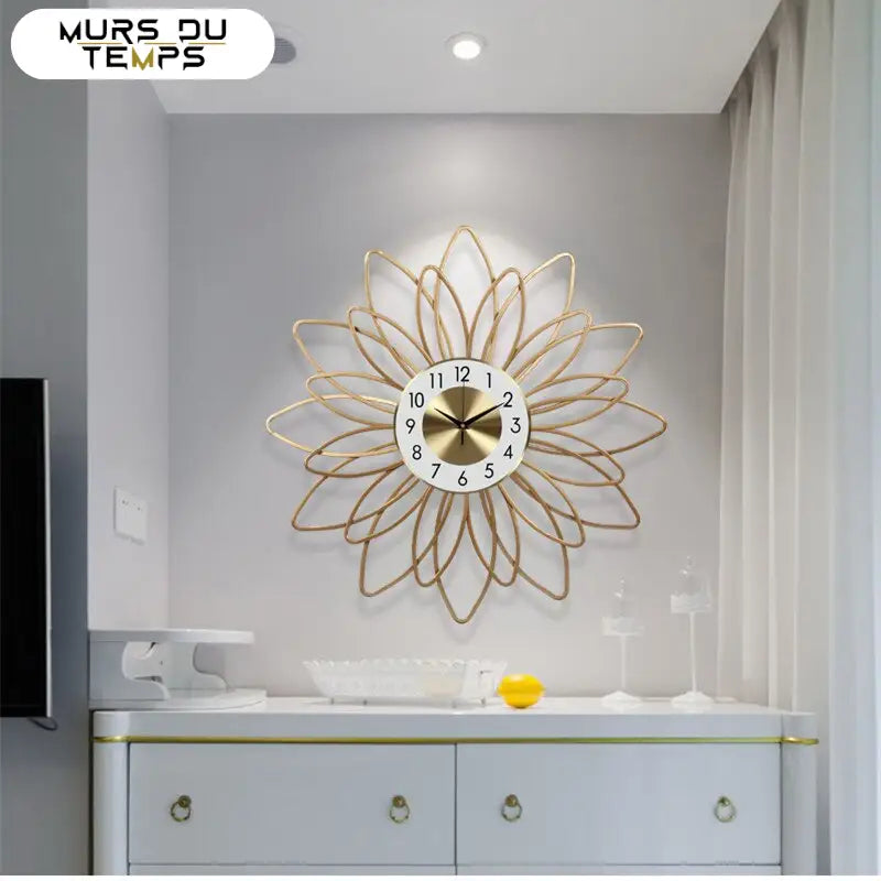 Horloge Murale Fleur Dorée Design