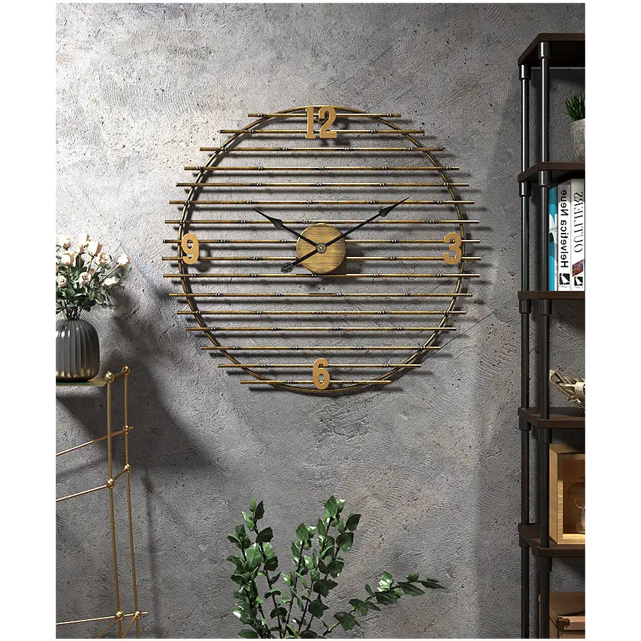 Horloge Murale en Métal Doré