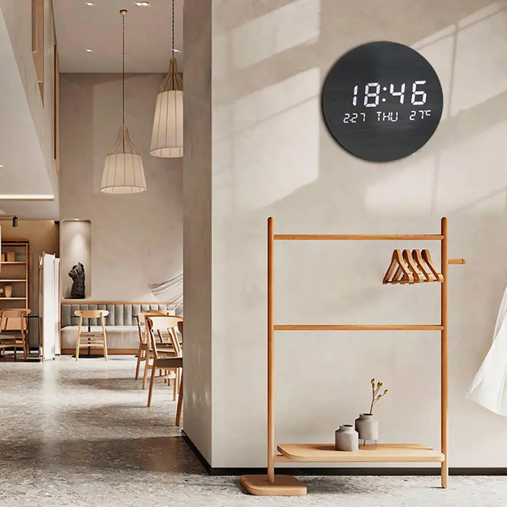 Horloge Murale LED en Bois Massif