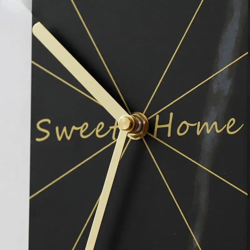 Pendule Murale Design à Balancier